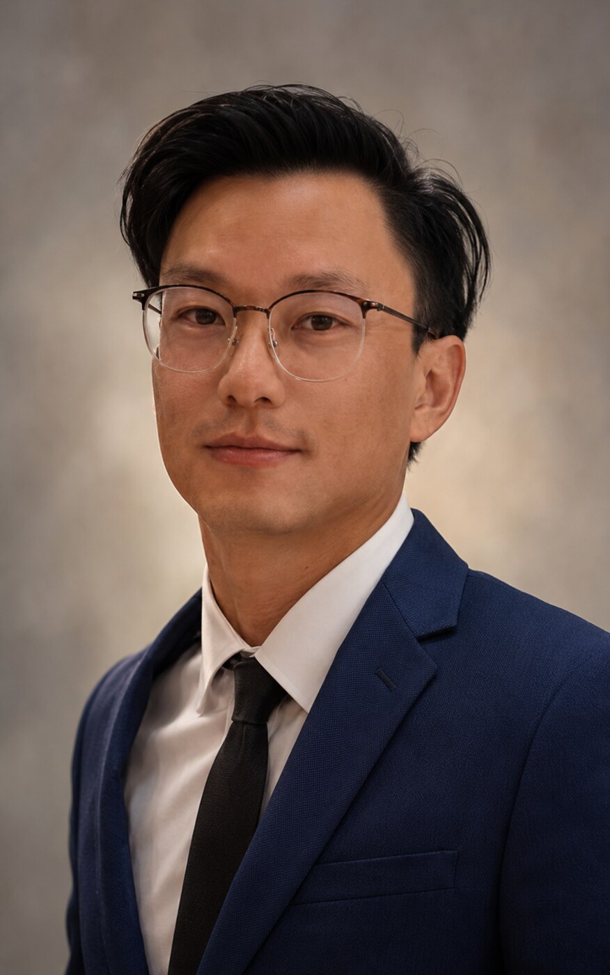 Sebastian Bui, founder of Deep Signal
